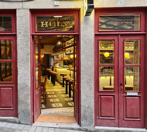 Holy Sandwich Shop, Porto